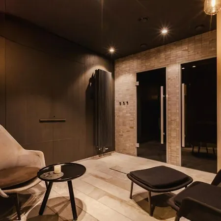 Luxury By The Apartament Gdynia