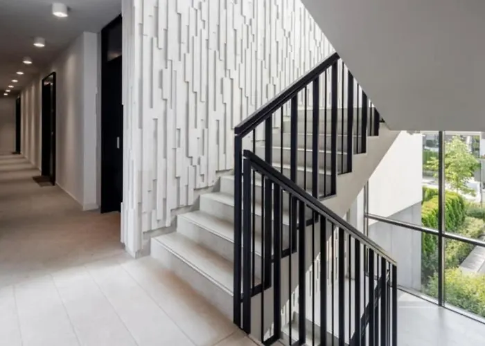 Luxury By The * غدينيا